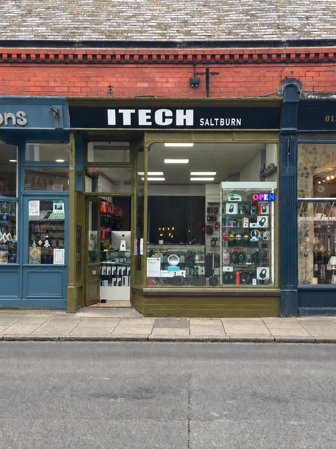 ITECH storefront at 18 Milton Street, Saltburn